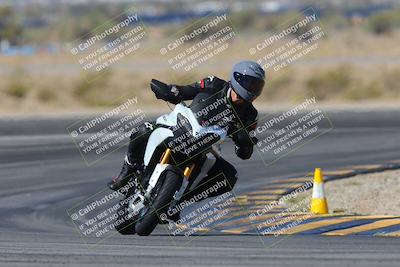 media/Mar-24-2025-Moto Forza (Mon) [[57ce5c5cff]]/3-Beginner Group/Session 2 (Turn 11)/